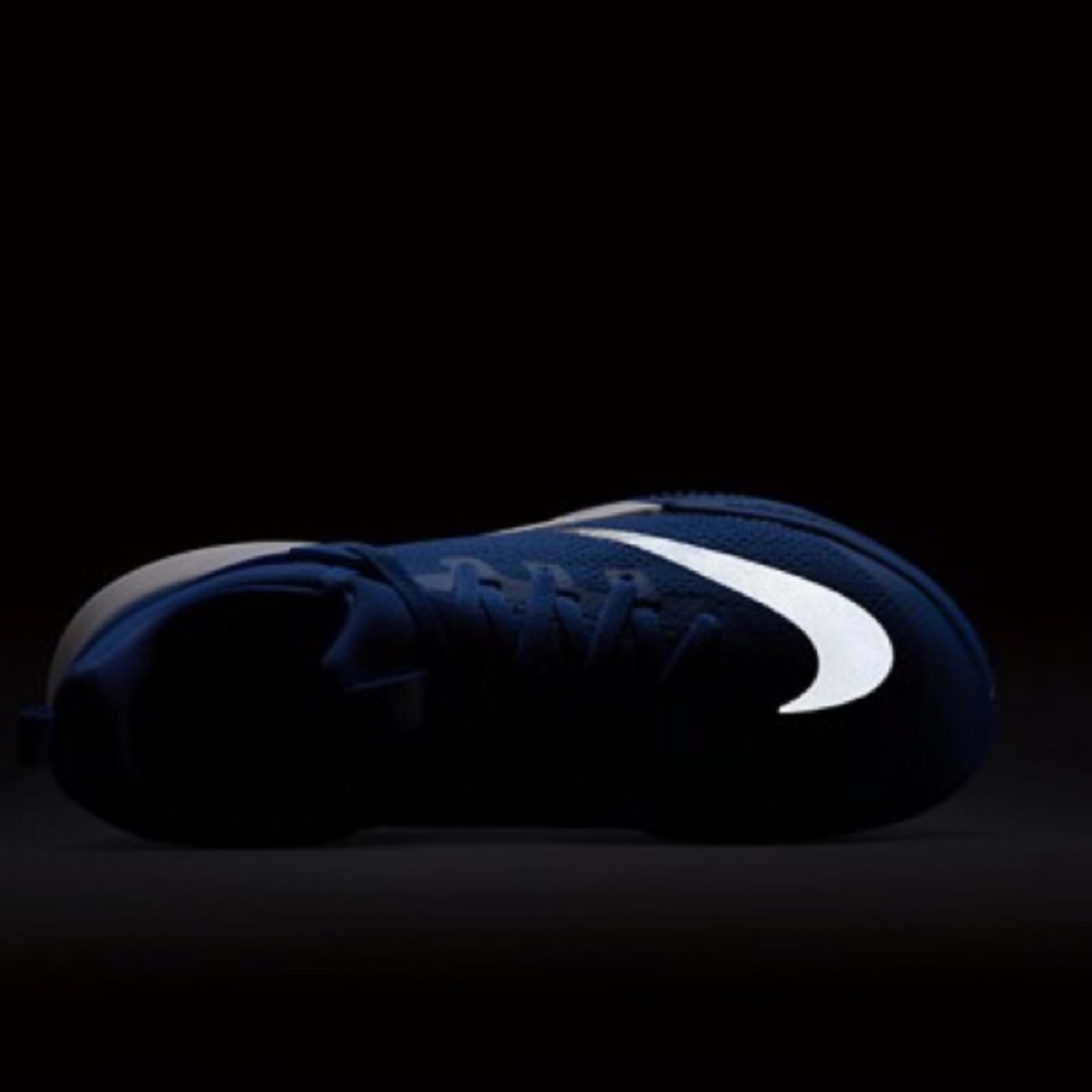 🔥NIKE MEN'S NIKE ZOOM SHIFT NWT - Picture 8 of 9